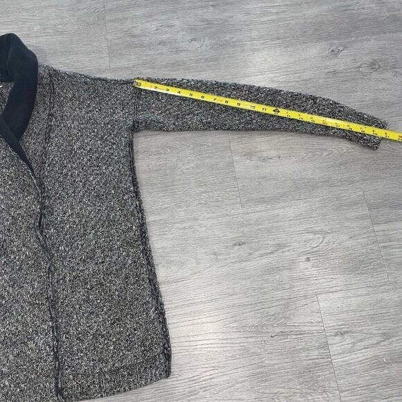 Lululemon Women’s 6? Post Practice Gray Black Cardigan Sweater Gray Knit Comfort - Picture 7 of 13